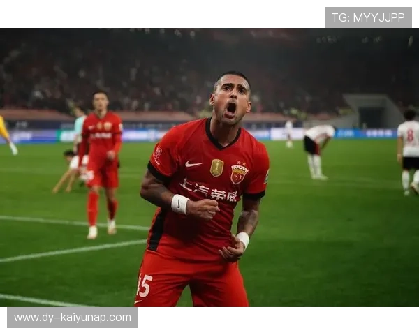 上海海港锋线莱昂纳多：快速推进策动进攻的关键人物