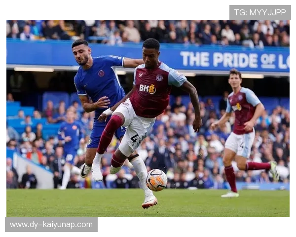 切尔西底线回传引发二次进攻并转换为分数 切尔西底线回传引发二次进攻并转换为分数