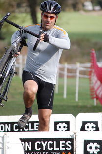 开云·Kaiyun网页版-全国速度滑冰青年锦标赛新纪录再现，2021年全国速度滑冰比赛直播